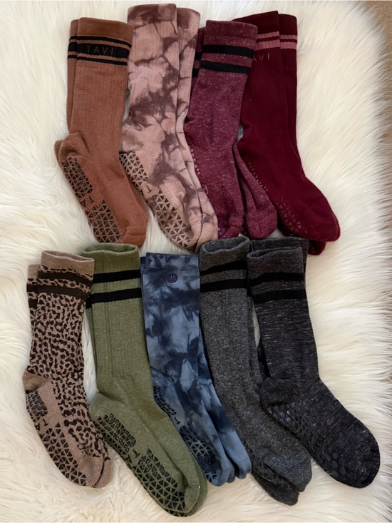Tavi Accessories - Tavi Grip Sticky Socks Crew Medium Lot of 9 Socks
